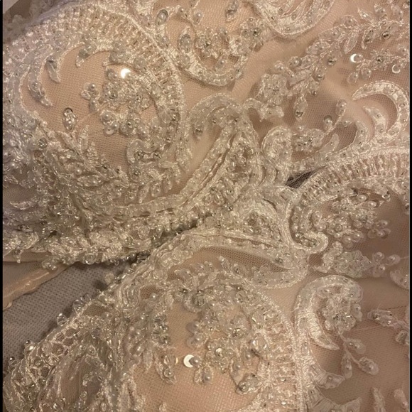 Kenneth Winston Wedding Dress - Picture 3 of 6